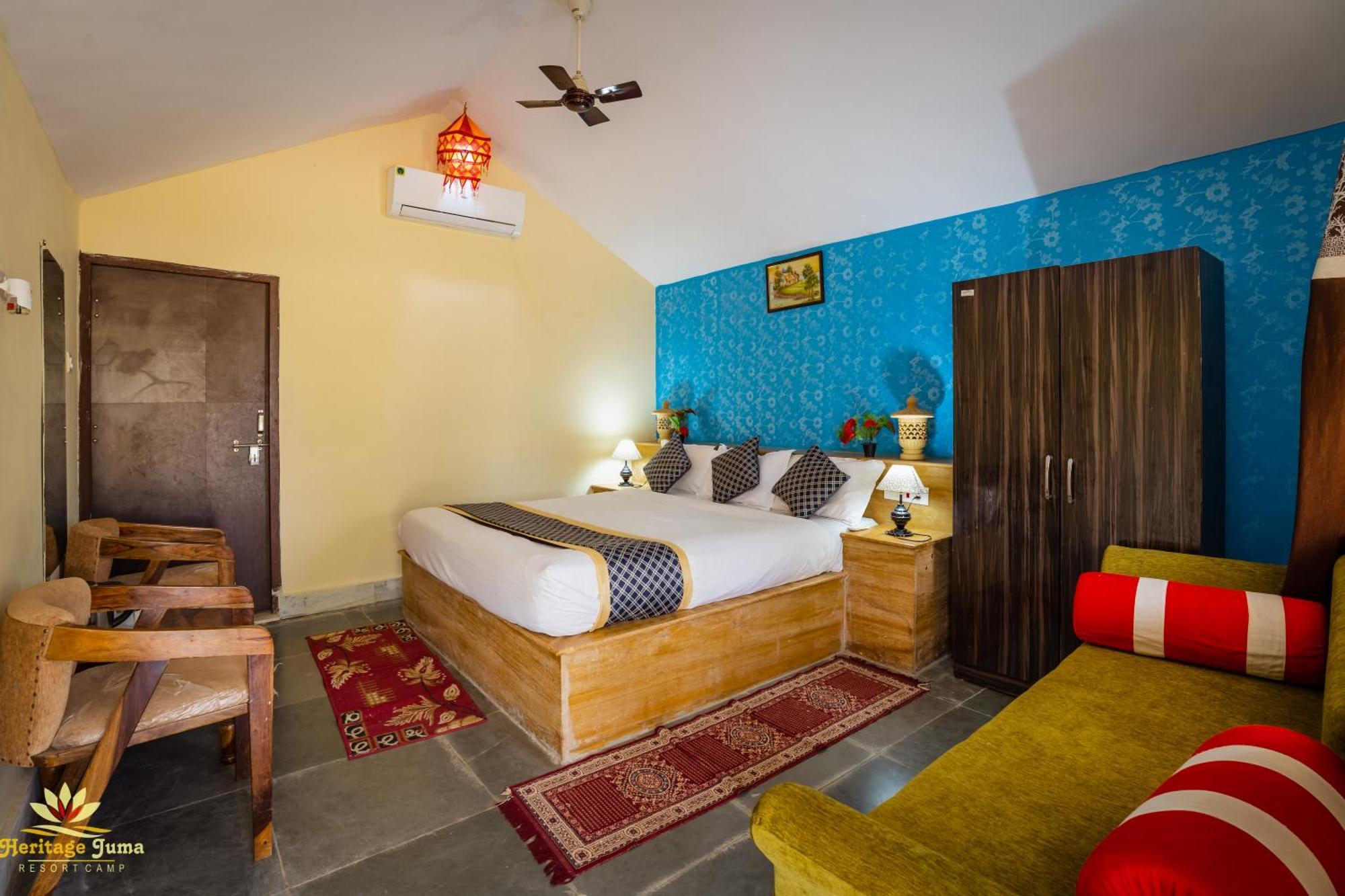 सहारा Heritage Juma With Swimming Pool 4*